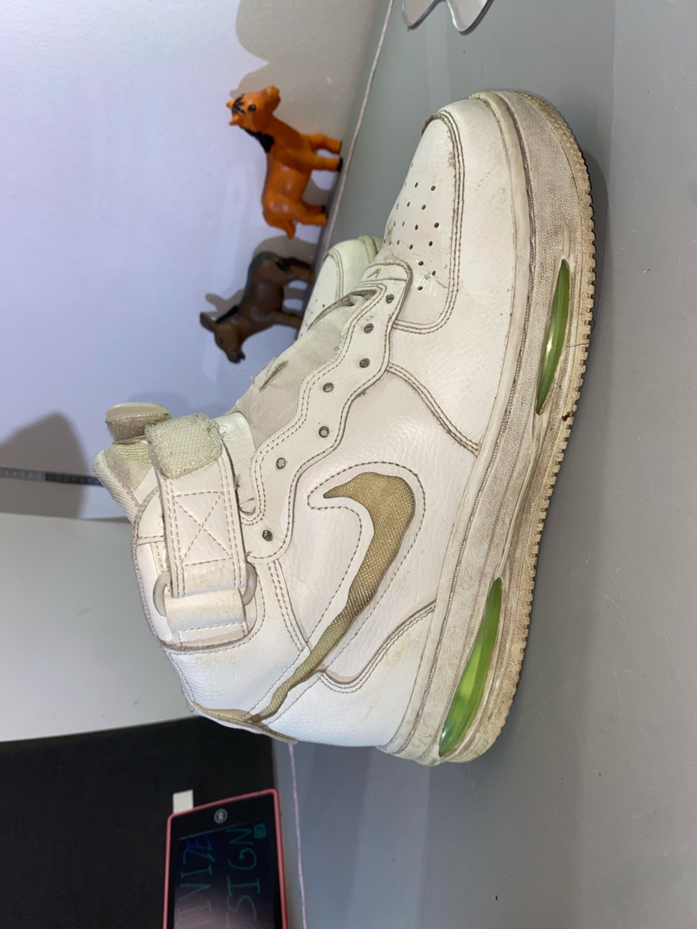 FB1374-100 Nike Air Force 1 Mid Evo Sail Lime Blast Coconut Milk 9US (Men's) - Picture 4 of 16